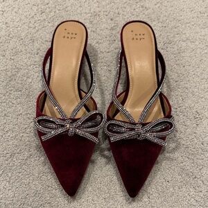 A New Day Burgundy Mules with Bow Detail Size 8.5